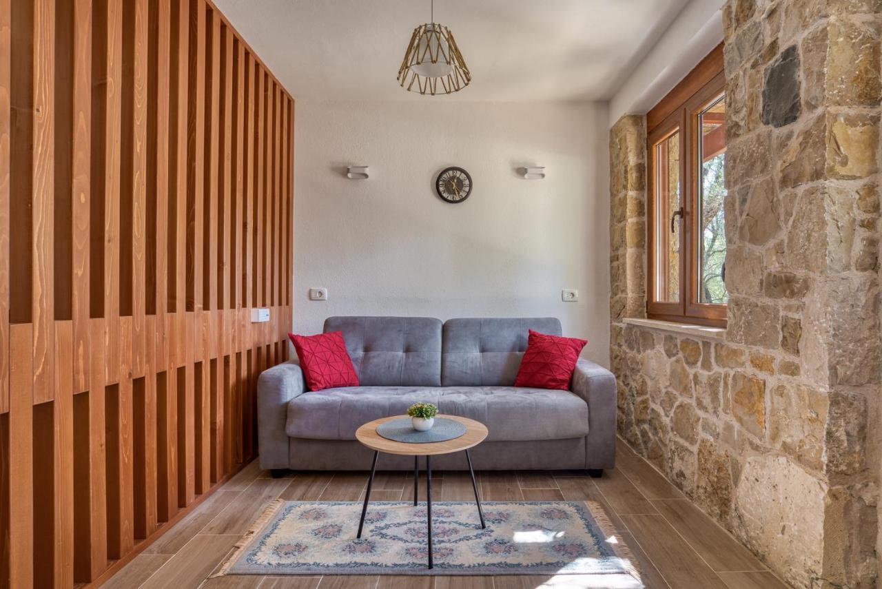 Appartement Stonehouse In Olives à Ulcinj Extérieur photo